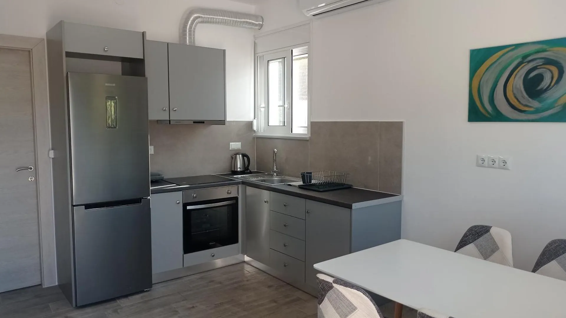 Oksana House Apartment Kambanion
